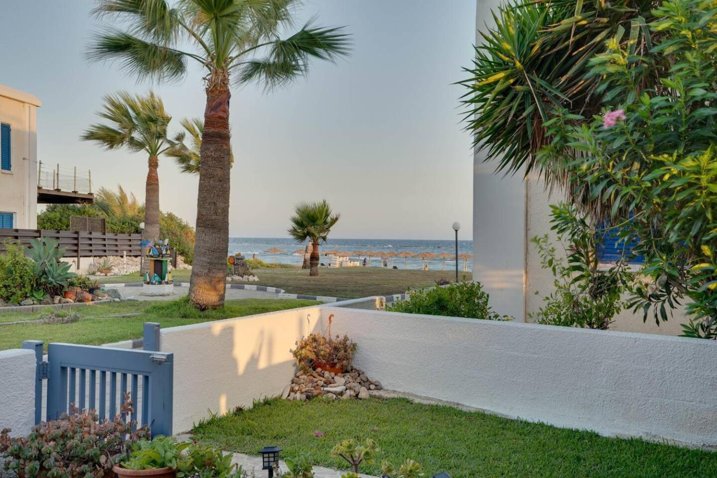 Ammos Villa 20 Side Seaview Lárnaka Eksteriør bilde